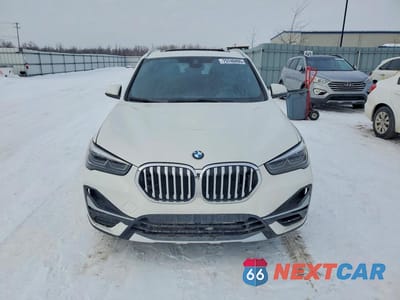 Piąte zdjęcie samochodu w środku: 2021 BMW X1 XDRIVE28I VIN:WBXJG9C07M5S43803 - miniatura