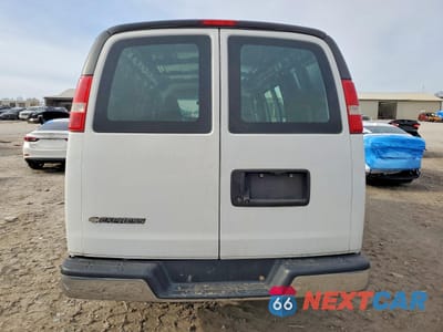 Zdjęcie 6 z 14 samochodu: 2018 CHEVROLET EXPRESS 2500 CARGO DELIVERY VAN VIN:1GCWGAFGXJ1904174 - miniatura
