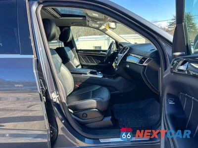 Zdjęcie 9 z 10 samochodu: 2015 MERCEDES-BENZ GL 350 BLUETEC VIN:4JGDF2EE9FA549503 - miniatura