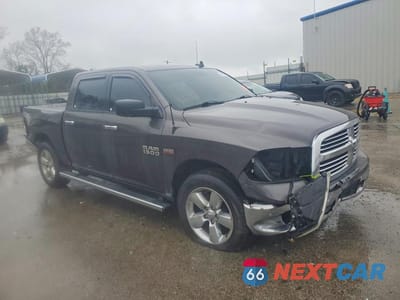 Czwarte zdjęcie samochodu z boku: 2016 RAM 1500 SLT VIN:3C6RR7LT8GG344619 - miniatura