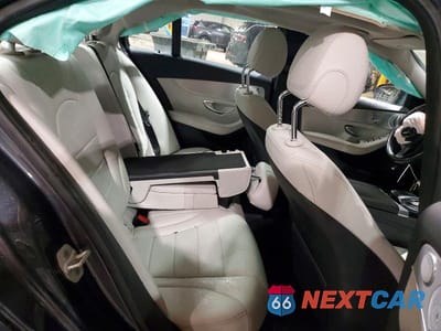 Zdjęcie 10 z 11 samochodu: 2016 MERCEDES-BENZ C 300 4MATIC VIN:55SWF4KB7GU126414 - miniatura