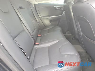 Zdjęcie 10 z 11 samochodu: 2015 VOLVO XC60 T6 PLATINUM VIN:YV4902RM7F2717630 - miniatura