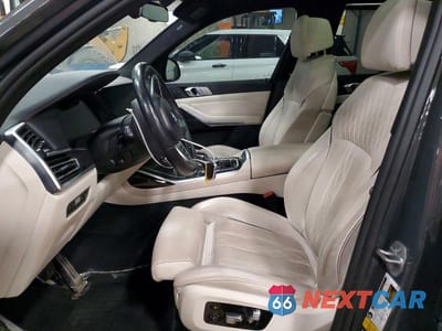 Zdjęcie 7 z 12 samochodu: 2022 BMW X7 XDRIVE40I VIN:5UXCW2C01N9M47585 - miniatura