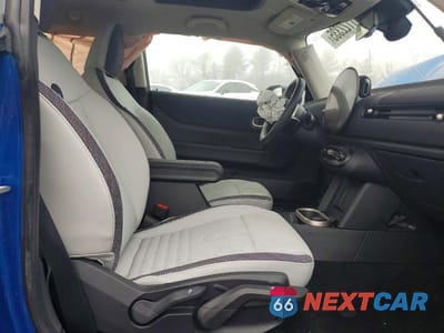 Zdjęcie 10 z 11 samochodu: 2025 MINI COOPER BASE VIN:WMW13GD06S2W48848 - miniatura