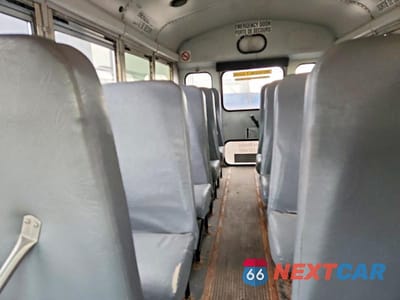 Zdjęcie 11 z 13 samochodu: 2012 THOMAS MINOTOUR G3500 - SCHOOL BUS VIN:1GB0G2BA5C1192984 - miniatura