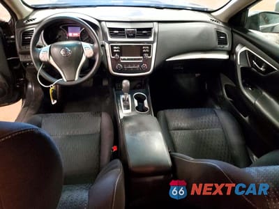 Zdjęcie 8 z 12 samochodu: 2016 NISS ALTIMA 2.5 VIN:1N4AL3AP0GN340065 - miniatura