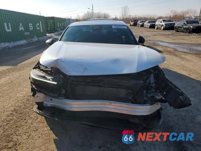 Piąte zdjęcie samochodu w środku: 2023 HONDA ACCORD HYBRID SPORT VIN:1HGCY2F57PA022491 - miniatura