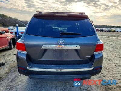 Zdjęcie 6 z 14 samochodu: 2011 TOYOTA HIGHLANDER BASE VIN:5TDBK3EHXBS082130 - miniatura
