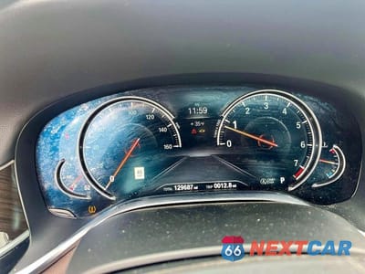 Zdjęcie 8 z 10 samochodu: 2018 BMW 740 XI VIN:WBA7E4C54JGV23896 - miniatura