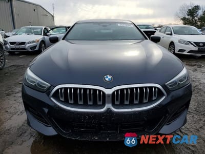 Piąte zdjęcie samochodu w środku: 2023 BMW 840XI VIN:WBAGV4C0XPCK65257 - miniatura