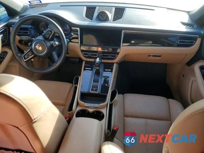 Zdjęcie 8 z 11 samochodu: 2024 PORSCHE MACAN BASE VIN:WP1AA2A5XRLB03718 - miniatura