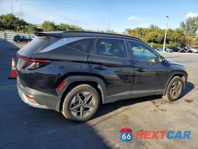 Trzecie zdjęcie samochodu z tyłu: 2025 HYUNDAI TUCSON SEL CONVENIENCE VIN:5NMJC3DE0SH574801 - miniatura