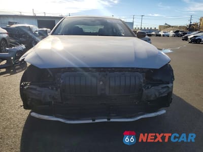 Piąte zdjęcie samochodu w środku: 2025 BMW 430I VIN:WBA43DA0XSCU72283 - miniatura