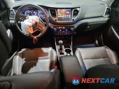 Zdjęcie 8 z 12 samochodu: 2018 HYUNDAI TUCSON SEL VIN:KM8J3CA40JU680759 - miniatura