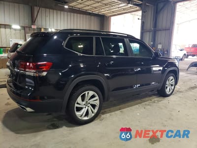 Trzecie zdjęcie samochodu z tyłu: 2021 VOLKSWAGEN ATLAS SE VIN:1V2WP2CAXMC557927 - miniatura