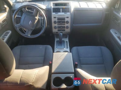 Zdjęcie 8 z 11 samochodu: 2011 FORD ESCAPE XLT VIN:1FMCU0D79BKB54234 - miniatura