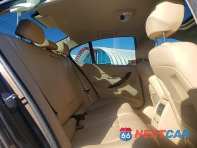 Zdjęcie 10 z 11 samochodu: 2015 BMW 328 XI SULEV VIN:WBA3B5C57FP653644 - miniatura