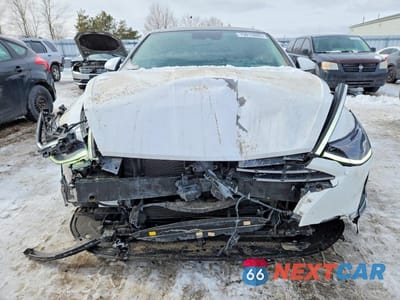 Piąte zdjęcie samochodu w środku: 2023 HYUNDAI SONATA HYBRID VIN:KMHL34JJ2PA070280 - miniatura