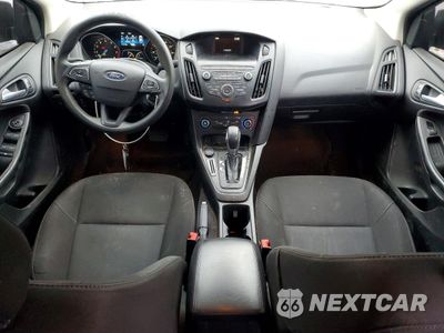 Zdjęcie 8 z 12 samochodu: 2018 FORD FOCUS SE VIN:1FADP3F22JL237179 - miniatura