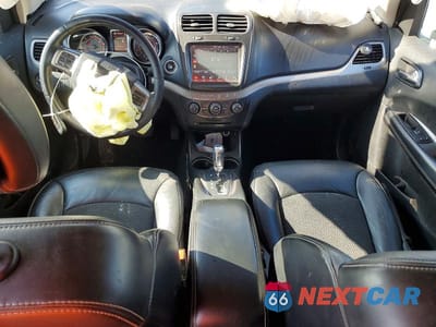 Zdjęcie 8 z 13 samochodu: 2018 DODGE JOURNEY CROSSROAD VIN:3C4PDDGG7JT522965 - miniatura