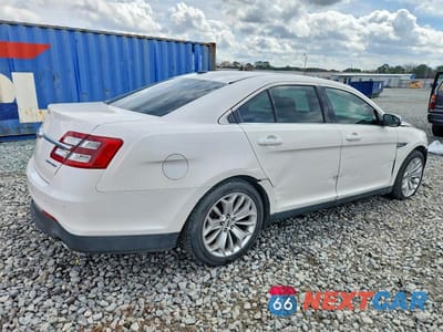 Trzecie zdjęcie samochodu z tyłu: 2016 FORD TAURUS LIMITED VIN:1FAHP2F8XGG105787 - miniatura