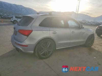 Trzecie zdjęcie samochodu z tyłu: 2015 AUDI SQ5 PREMIUM PLUS VIN:WA1CGAFPXFA072453 - miniatura