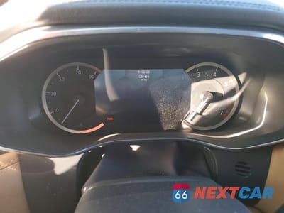 Zdjęcie 9 z 13 samochodu: 2023 JAGUAR F-PACE S VIN:SADCJ2EX0PA707104 - miniatura