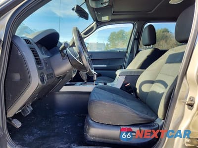 Zdjęcie 7 z 13 samochodu: 2012 FORD ESCAPE XLT VIN:1FMCU9DG4CKB84098 - miniatura