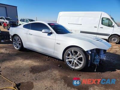 Czwarte zdjęcie samochodu z boku: 2018 FORD MUSTANG GT VIN:1FA6P8CF0J5123019 - miniatura