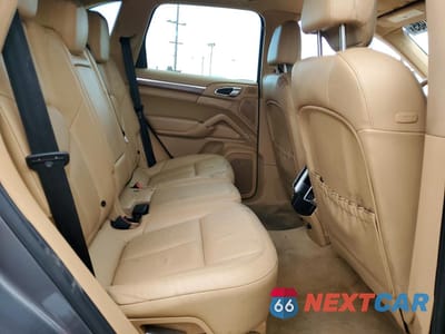 Zdjęcie 10 z 14 samochodu: 2011 PORSCHE CAYENNE VIN:WP1AA2A22BLA03477 - miniatura