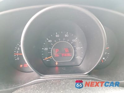 Zdjęcie 9 z 12 samochodu: 2017 KIA SOUL BASE VIN:KNDJN2A27H7435196 - miniatura