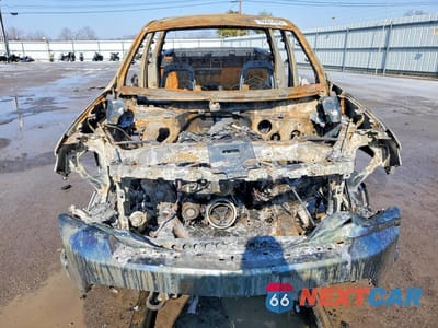 Piąte zdjęcie samochodu w środku: 2021 CHEVROLET SILVERADO K1500 LT VIN:1GCUYDED7MZ279316 - miniatura