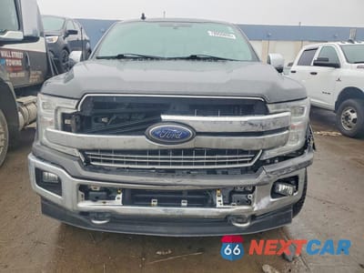 Piąte zdjęcie samochodu w środku: 2019 FORD F150 SUPERCREW VIN:1FTEW1EP9KFB40466 - miniatura