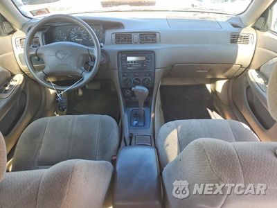 Zdjęcie 8 z 12 samochodu: 2001 TOYOTA CAMRY CE VIN:4T1BG22K41U048170 - miniatura