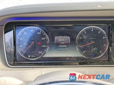 Zdjęcie 9 z 12 samochodu: 2015 MERCEDES-BENZ S 550 4MATIC VIN:WDDUG8FB1FA175614 - miniatura