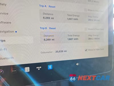 Zdjęcie 9 z 12 samochodu: 2023 TESLA MODEL Y VIN:7SAYGDEE1PA121819 - miniatura