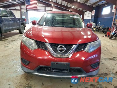 Piąte zdjęcie samochodu w środku: 2016 NISSAN ROGUE S VIN:5N1AT2MT6GC801130 - miniatura
