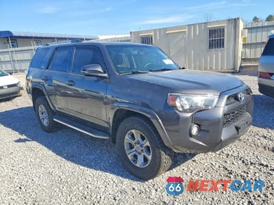 Czwarte zdjęcie samochodu z boku: 2019 TOYOTA 4RUNNER VIN:JTEBU5JR5K5663783 - miniatura