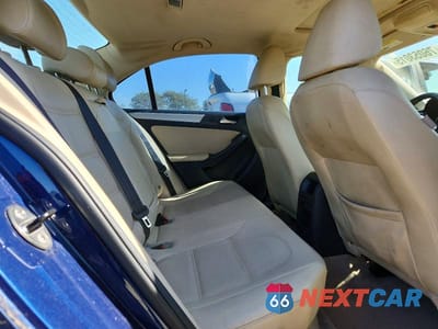 Zdjęcie 10 z 11 samochodu: 2014 VOLKSWAGEN JETTA SE VIN:3VWD17AJ6EM444905 - miniatura