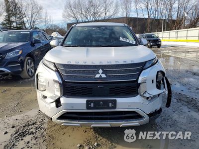 Piąte zdjęcie samochodu w środku: 2022 MITSUBISHI OUTLANDER SE VIN:JA4J4UA82NZ082234 - miniatura