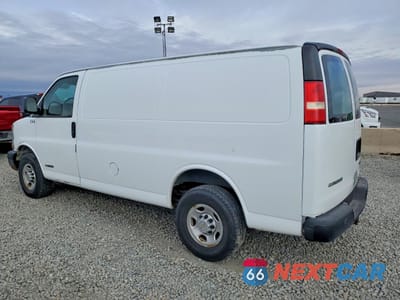 Drugie zdjęcie samochodu z przodu: 2005 CHEVROLET EXPRESS 2500 DELIVERY VAN VIN:1GCGG25U551165478 - miniatura