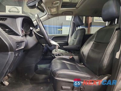 Zdjęcie 7 z 12 samochodu: 2020 TOYOTA SIENNA SE VIN:5TDEZ3DC8LS235653 - miniatura