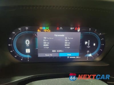 Zdjęcie 9 z 13 samochodu: 2025 VOLVO XC40 CORE VIN:YV4L12UJ6S2475097 - miniatura