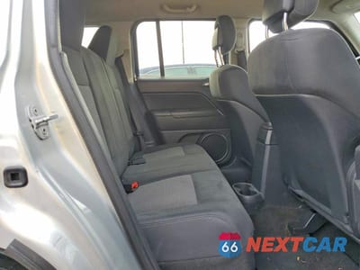 Zdjęcie 11 z 12 samochodu: 2013 JEEP PATRIOT LATITUDE VIN:1C4NJRFBXDD234614 - miniatura