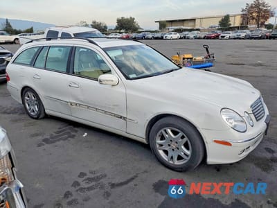 Czwarte zdjęcie samochodu z boku: 2004 MERCEDES-BENZ E 320 VIN:WDBUH65JX4A481968 - miniatura