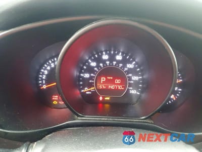 Zdjęcie 9 z 11 samochodu: 2015 KIA SOUL + VIN:KNDJP3A56F7219489 - miniatura