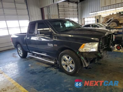 Czwarte zdjęcie samochodu z boku: 2016 RAM 1500 SLT VIN:1C6RR6GT9GS274240 - miniatura