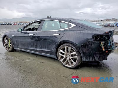 Drugie zdjęcie samochodu z przodu: 2015 TESLA MODEL S VIN:5YJSA1E26FF119784 - miniatura