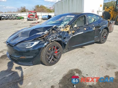 2023 TESLA MODEL S 5YJSA1E62PF524562 - główne zdjęcie licytacji z USA - miniatura