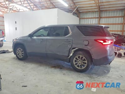 Drugie zdjęcie samochodu z przodu: 2020 CHEVROLET TRAVERSE LS VIN:1GNERFKW8LJ302254 - miniatura